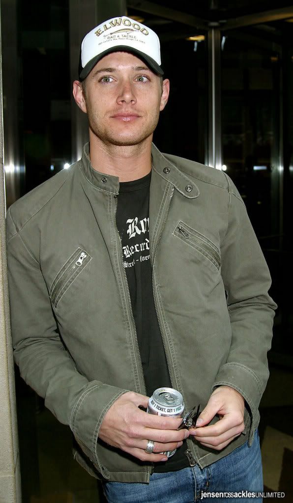 jensen ackles bilder. Re: Jensen Ackles Thunk Thread