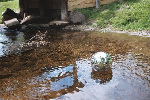 Photobucket - Video and Image Hosting