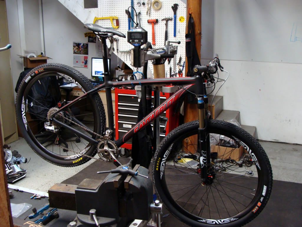 2012 or 2011 santa cruz carbon fiber hardtail 29er mountain bike